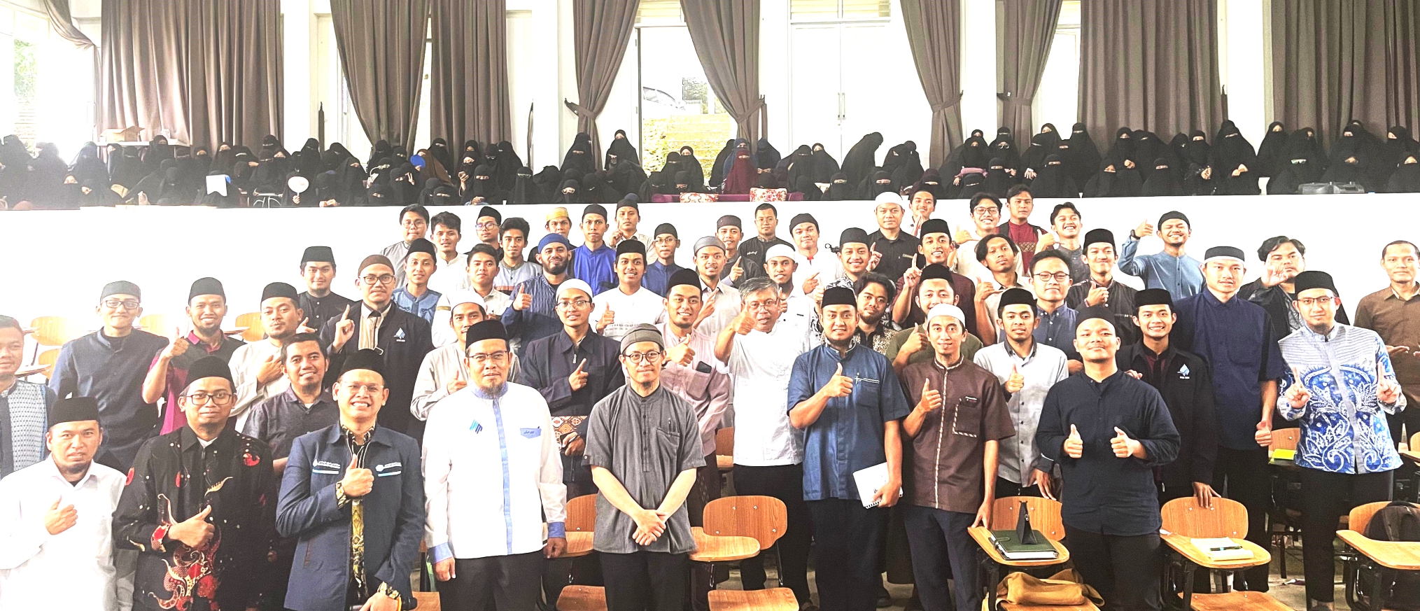 Jaringan Alumni dan Koneksi